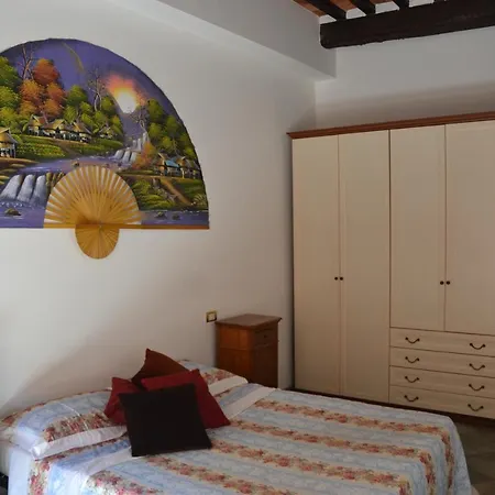 Apartment Palazzo Bufalari In Centro Storico