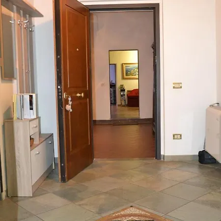 Apartment Palazzo Bufalari In Centro Storico