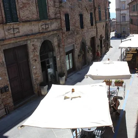 Palazzo Bufalari In Centro Storico *