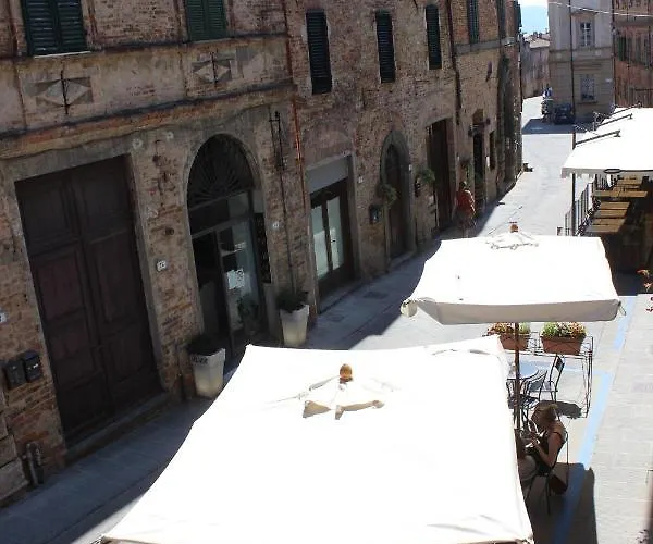 Palazzo Bufalari In Centro Storico *